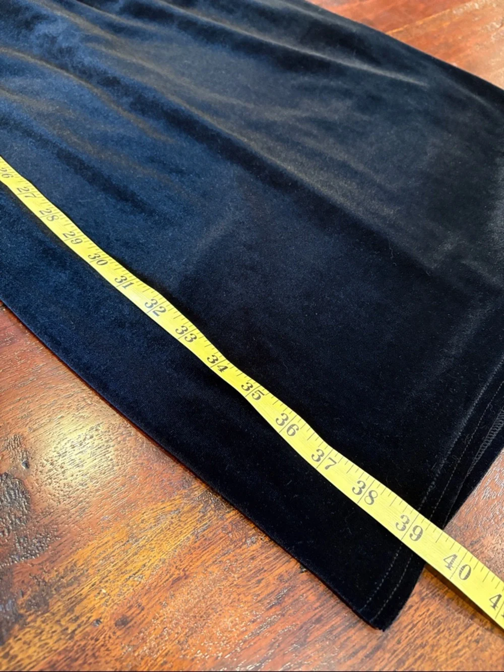 Tadashi Shoji Black Velvet Lace Long Sleeve Off-Shoulder Dress size 0 - Picture 12 of 12